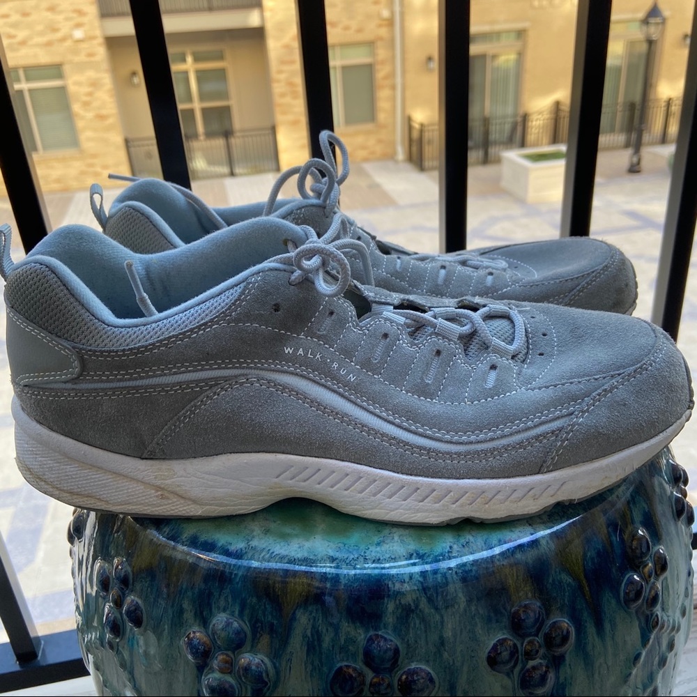 Easy Spirit Seromy Gray Suede Walk Run Sneakers